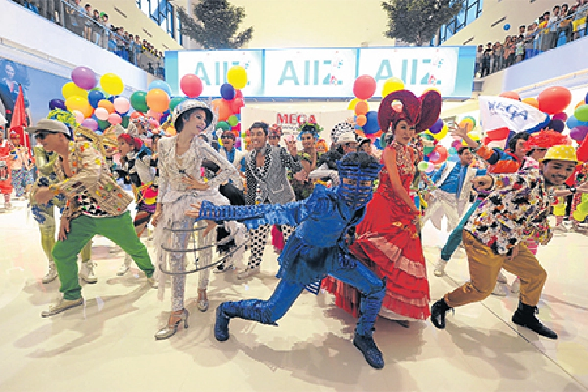 พื้นที่ช็อปปิ้ง 4 แสนตารางเมตร ที่สุดของเมกา บางนา