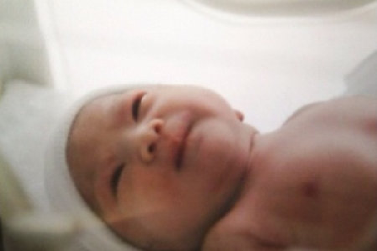 อ้อม พิยดาคลอดลูกสาวชื่อน้องนาวา อ้อม พิยดาคลอดลูกสาวชื่อน้องนาวา
