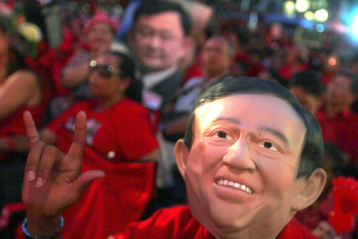 แดง-แม้วปรองดองคนละมุม แดง-แม้วปรองดองคนละมุม