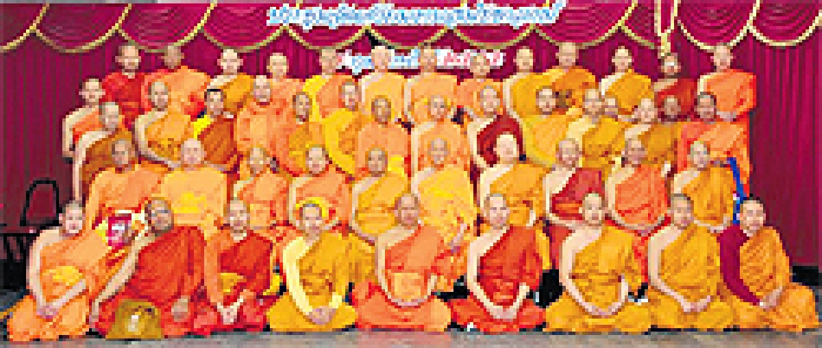 ประชุมสมัชชาสงฆ์ไทย ทำบุญอายุ80ปี เจ้าอาวาส พร้อมฉลองวัดไทยแอลเอ40ปี