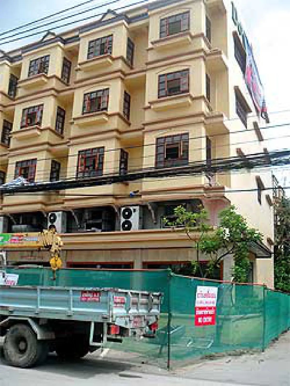 Death of a ?death hotel?