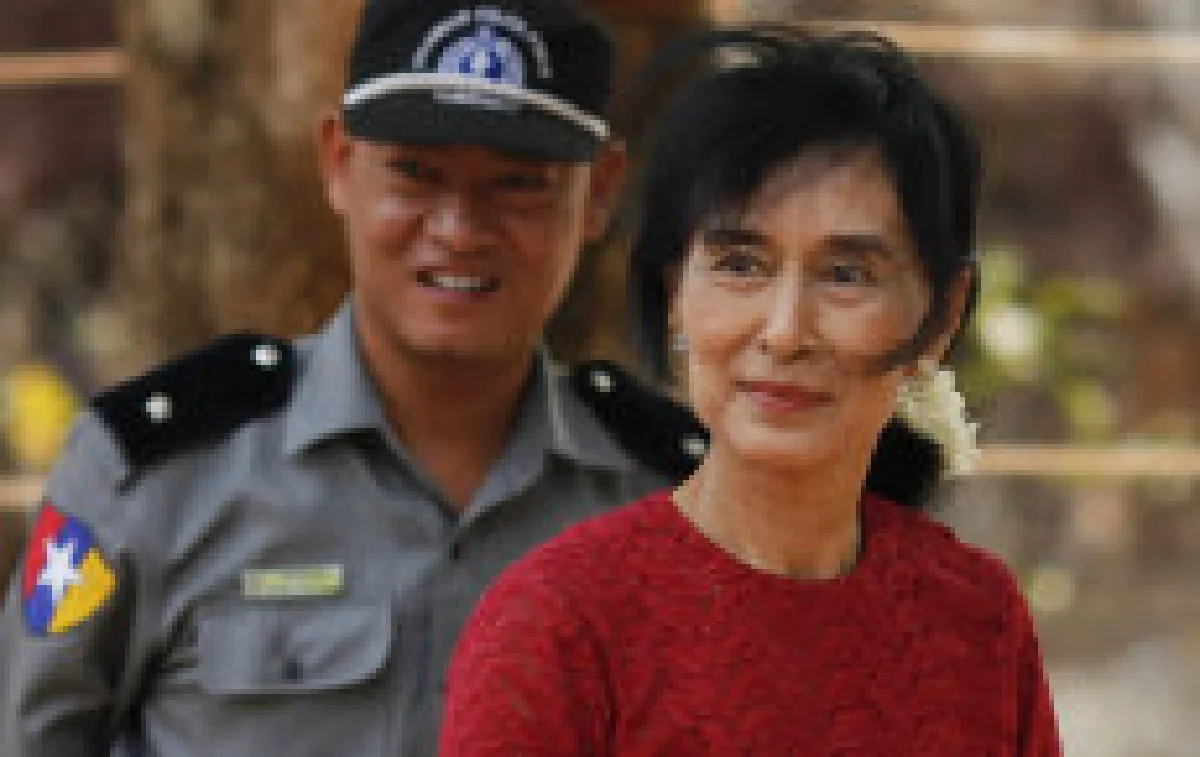 อองซาน ซูจีถึงไทยคืนนี้