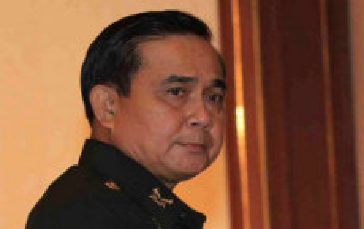 ประยุทธ์ปัดพาดพิงสนธิเตือนอย่ากดดันทหาร ประยุทธ์ปัดพาดพิงสนธิเตือนอย่ากดดันทหาร