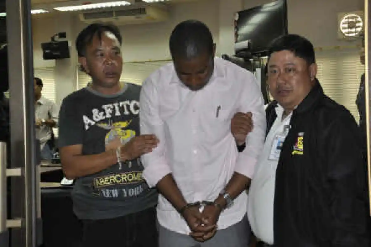 แชทเฟซบุ๊คตุ๋นสาวไทยสูญเกือบล้าน