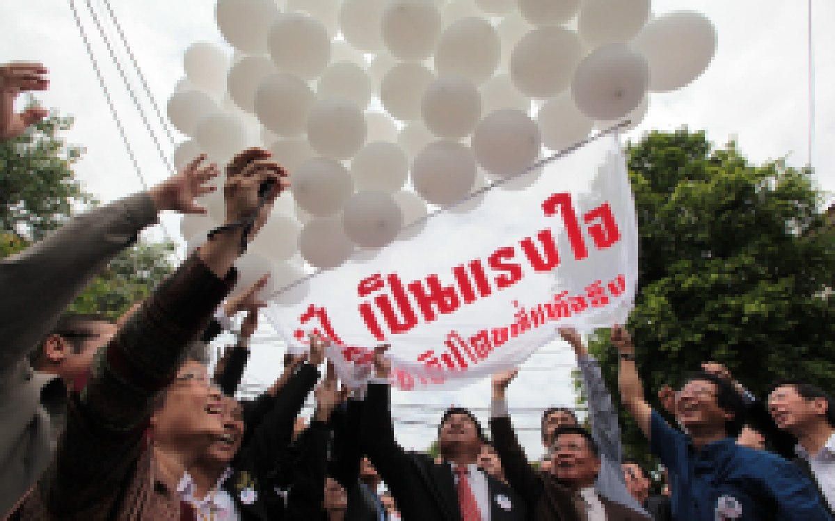 30 พ.ค.ความสุขของ"111-ปู"ความทุกข์ของ"สมศักดิ์"