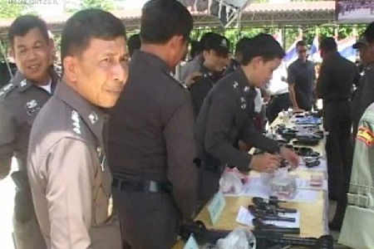 พัทลุงกวาดล้างมาเฟียยึดปืน72กระบอก พัทลุงกวาดล้างมาเฟียยึดปืน72กระบอก