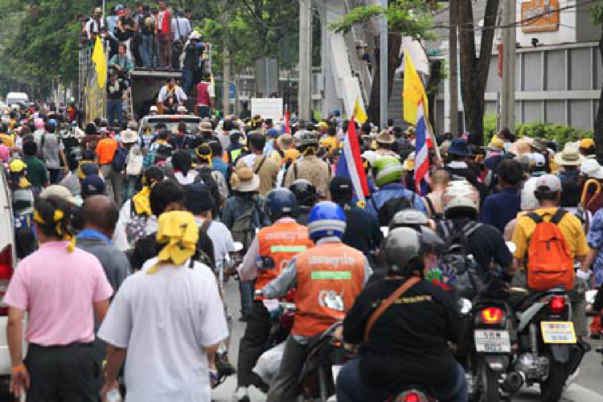 เอกชนชี้ความขัดแย้งทำประเทศหยุดพัฒนา เอกชนชี้ความขัดแย้งทำประเทศหยุดพัฒนา