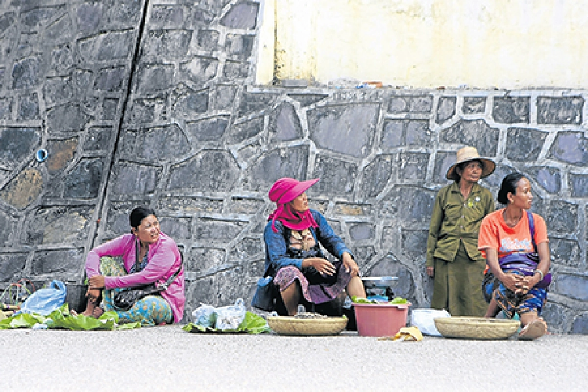 สักวัน ณ ปากเซ