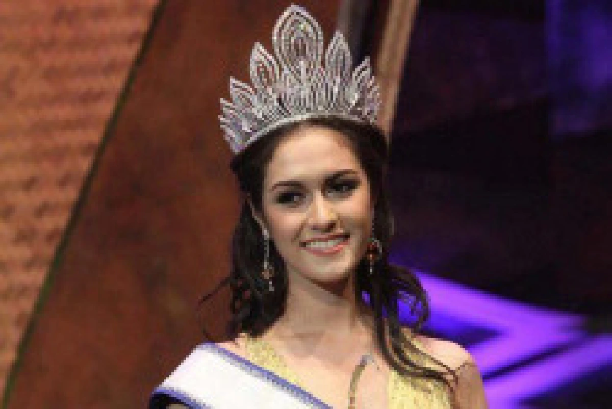 ริด้า-ณัฐพิมลคว้ามิสยูนิเวิร์สไทยแลนด์
