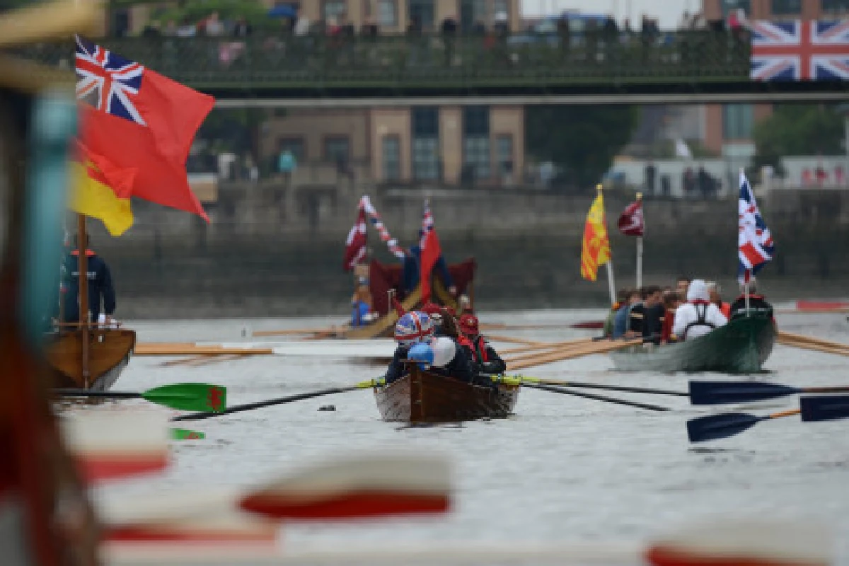 อังกฤษจัดขบวนพยุหยาตราฉลองควีนครองราชย์60ปี