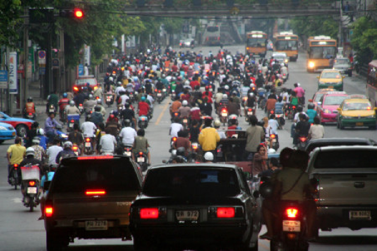 นครบาลจัดตร.300นายปราบแว้นทุกคืน นครบาลจัดตร.300นายปราบแว้นทุกคืน