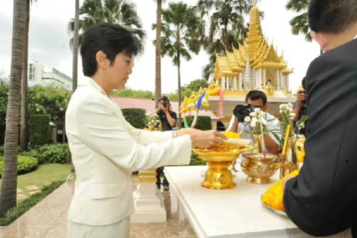 ศันสนีย์ เข้าทำงานวันแรกรับเก้าอี้โฆษกรัฐบาล