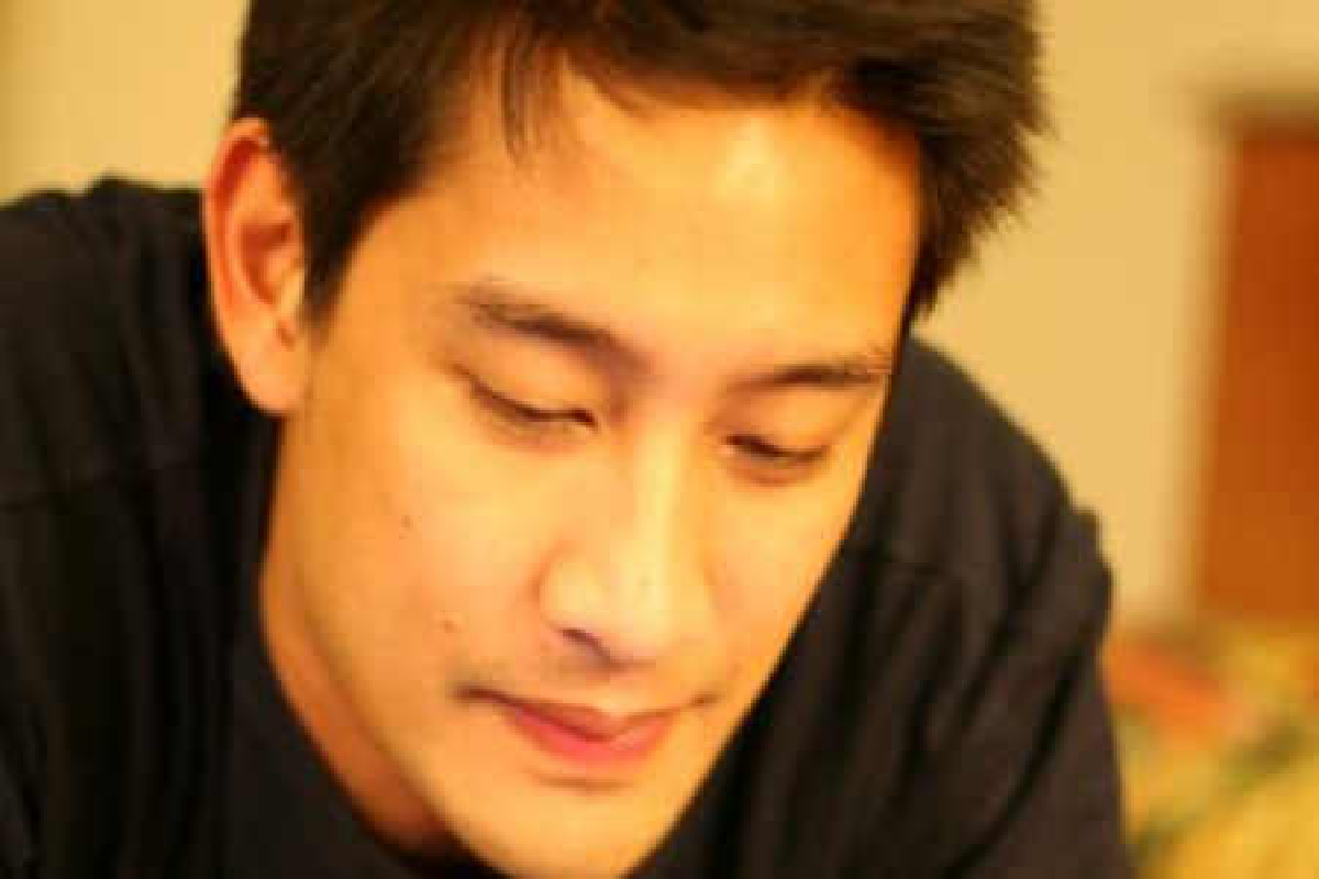ป้องโต้แอ๊บเด็กหลังคบแก้ว ป้องโต้แอ๊บเด็กหลังคบแก้ว