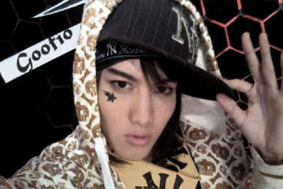 กอล์ฟแจงสาวหมวยแค่เพื่อน กอล์ฟแจงสาวหมวยแค่เพื่อน