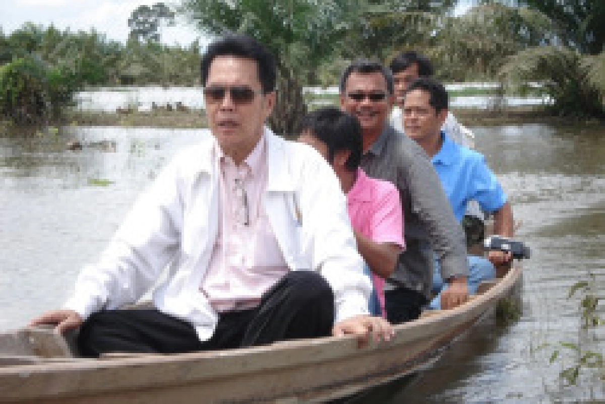 พุนพินอ่วมน้ำท่วมขังกว่า10วัน