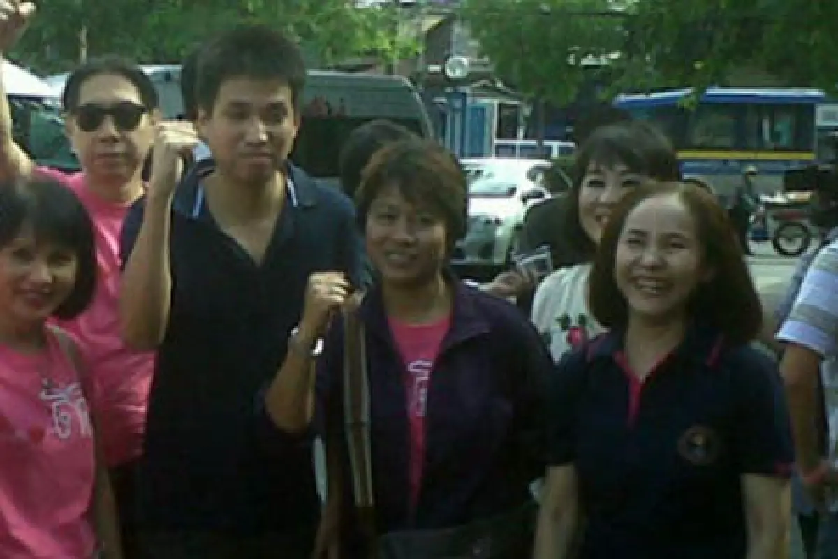 ปิยสวัสดิ์ฟ้องศาลถูกเลิกจ้างไม่เป็นธรรม