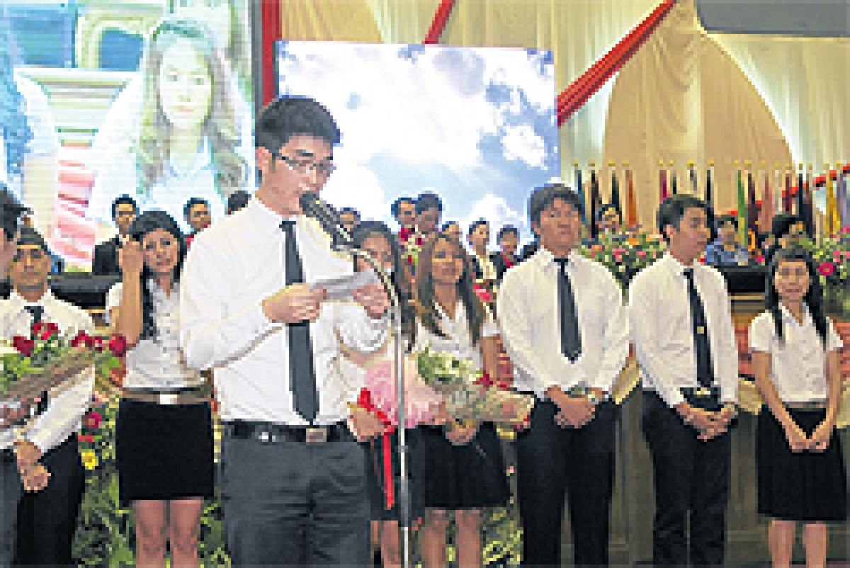ม.รังสิตคึกคัก ปฐมนิเทศพร้อมแจกรางวัล