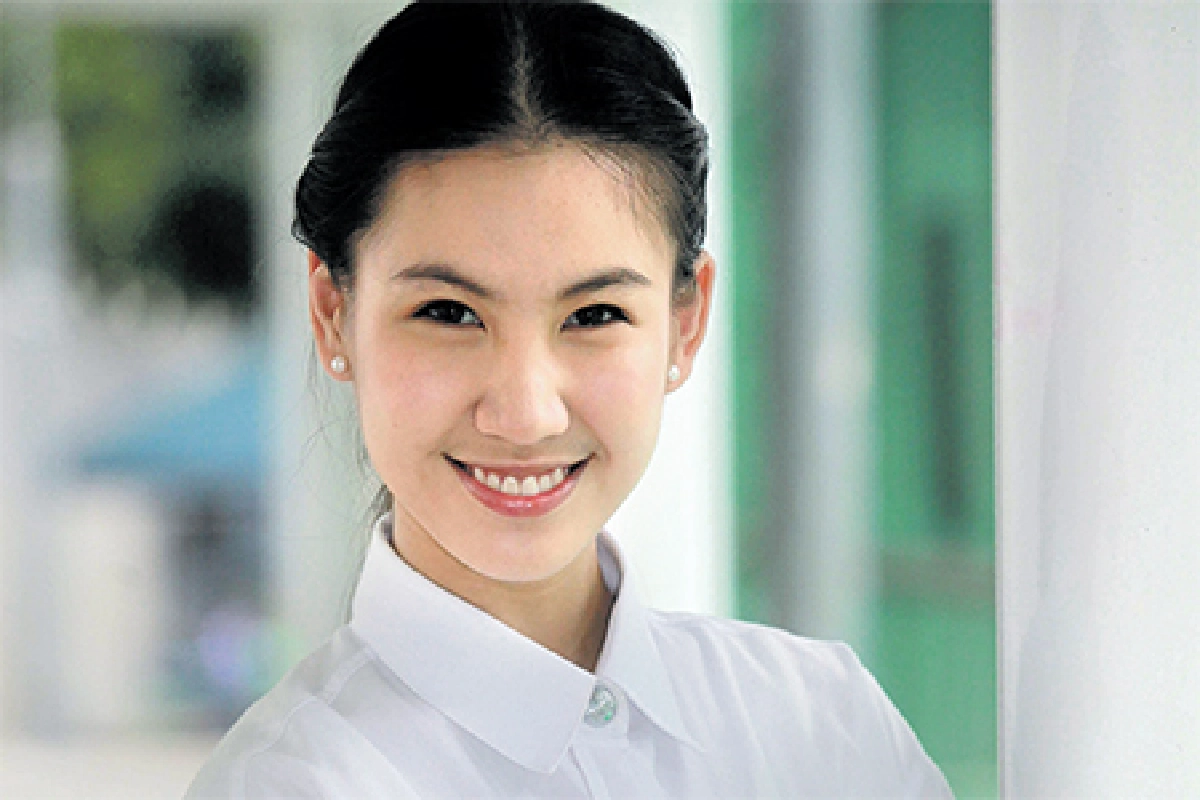น้องใหม่ใสบริสุทธิ์ โบนัส-นภสร เอกพันธ์กุล