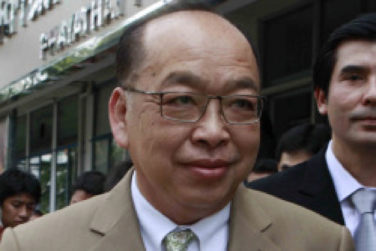 สุรพงษ์หนุนเรื่องนาซ่าเข้าสภา