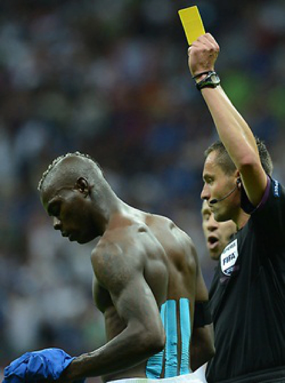 Euro 2012: Balotelli stars as Italy reaches final