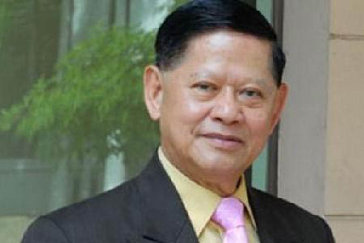 ชุมพลโยนนายกฯตัดสินพลังชลขอแลกเก้าอี้ ชุมพลโยนนายกฯตัดสินพลังชลขอแลกเก้าอี้