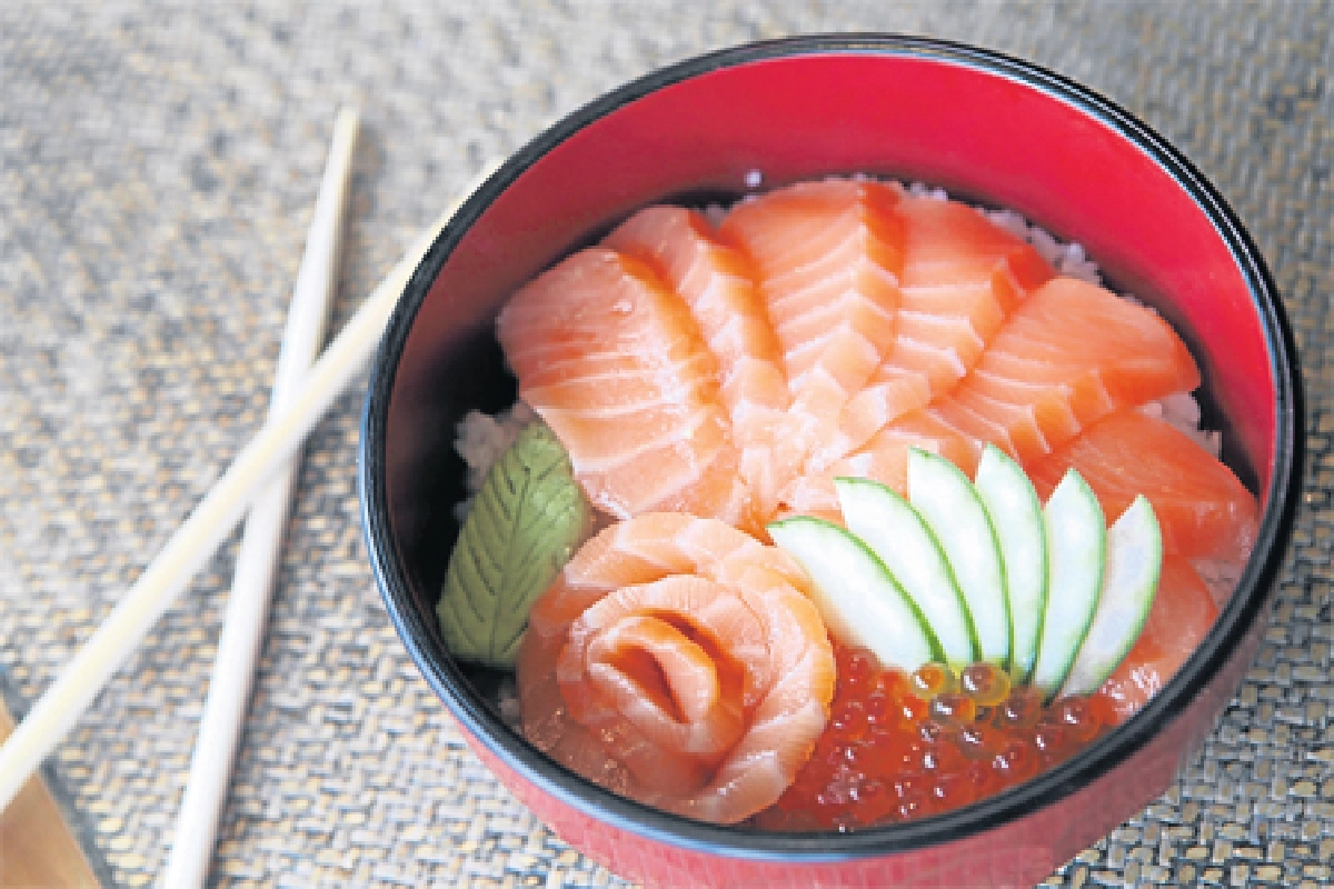 ข้าวหน้าแซลมอนต้นตำรับ จานเด็ด พัชราวดี วีรบวรพงศ์