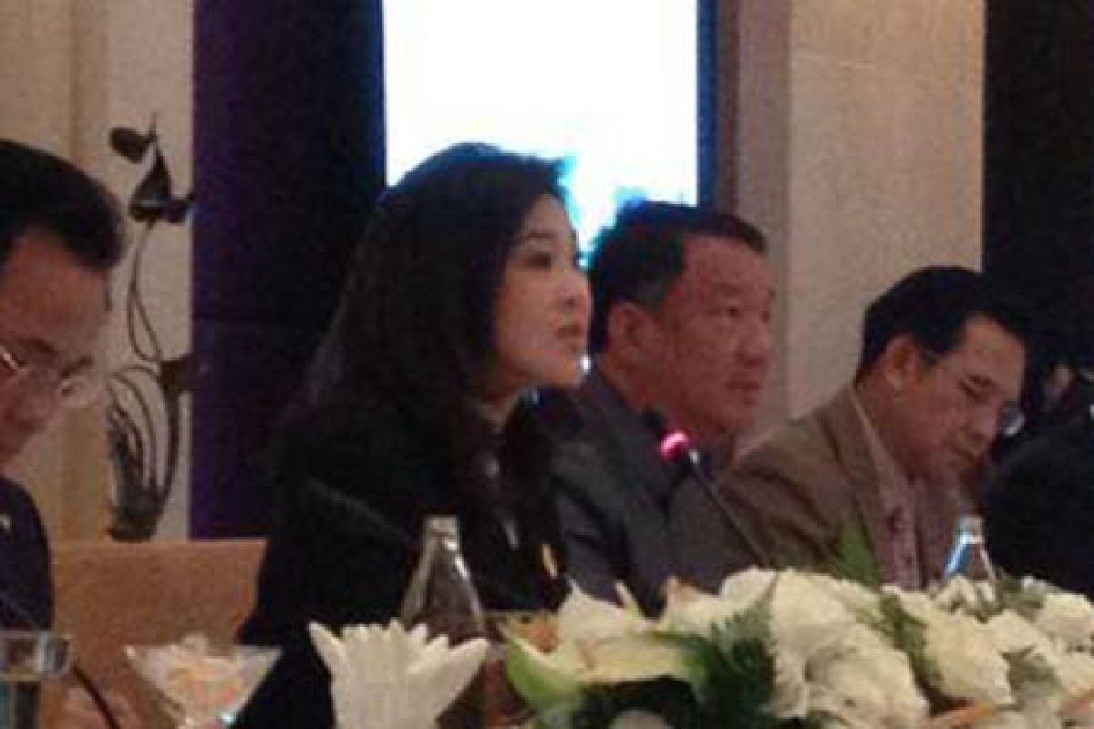ปูปัดปรับรมต.เศรษฐกิจ ปูปัดปรับรมต.เศรษฐกิจ