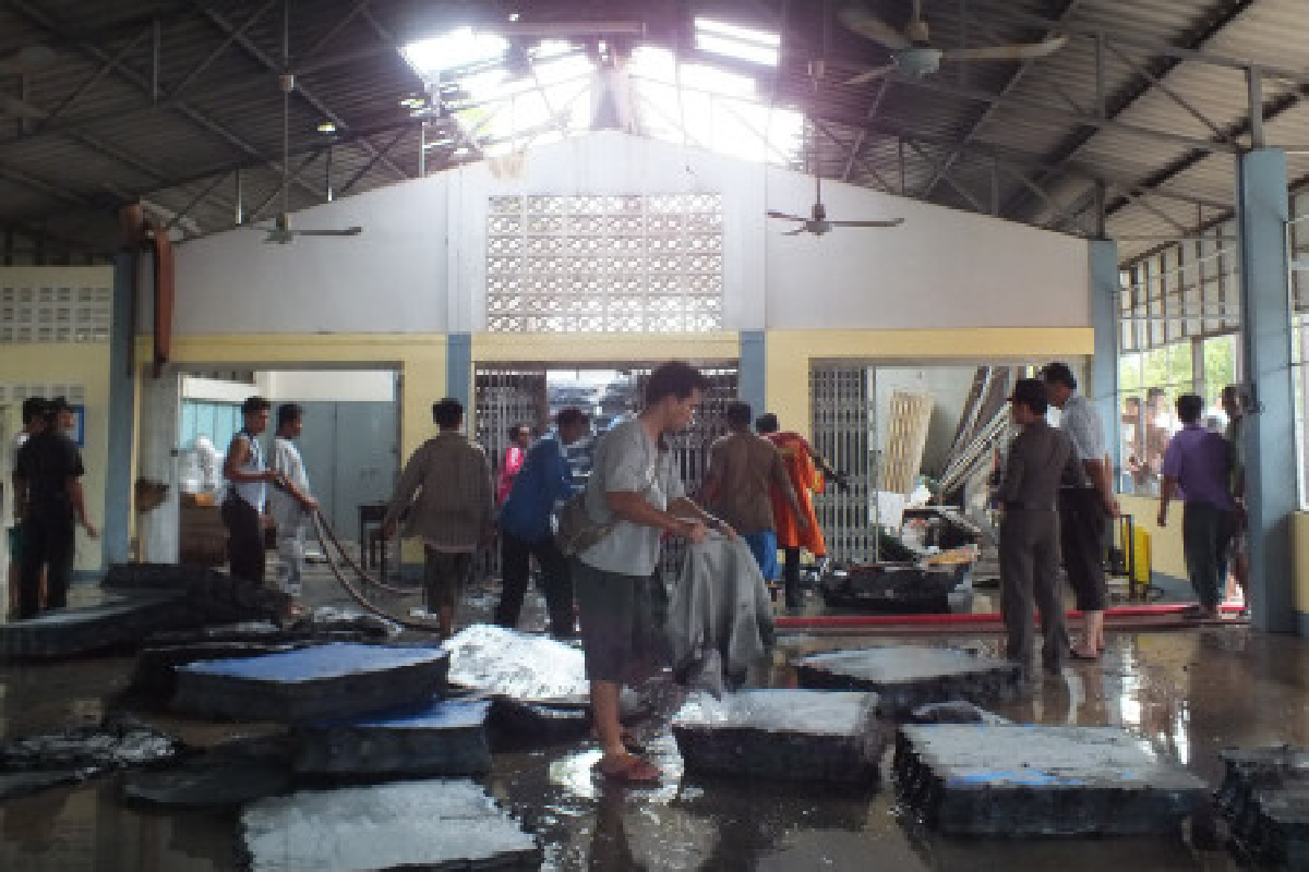 ไฟไหม้โรงเรียนโคราชสูญกว่า2ล้าน ไฟไหม้โรงเรียนโคราชสูญกว่า2ล้าน
