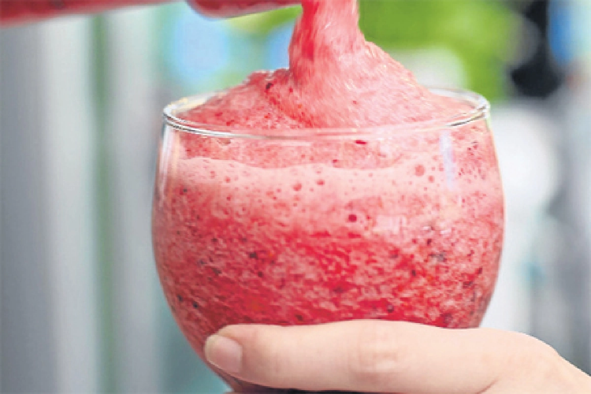 น้ำปั่น Berry Berry ปั่นความสดชื่นให้ชีวิต พรสุรีย์ กอนันทา