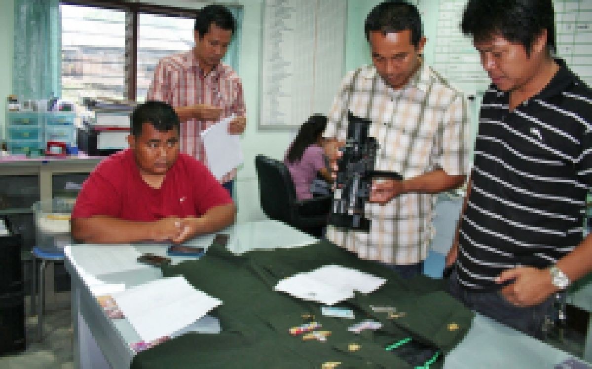 จับพันตรีเก๊ตุ๋นเหยื่อฝากเข้าทำงาน