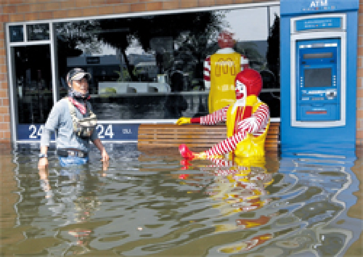 น้ำท่วมไทยไม่เกี่ยวโลกร้อน รัฐวางแผนปล่อยน้ำพลาด