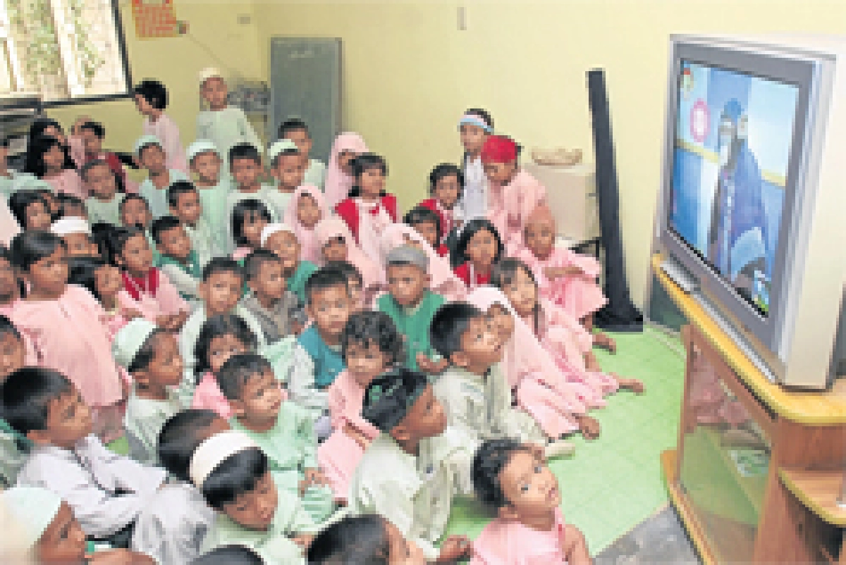 เครือข่ายครอบครัวฯ ชำแหละสื่อไทย น้ำเน่า-เสื่อมทราม-ข่ยเซ็กซ์