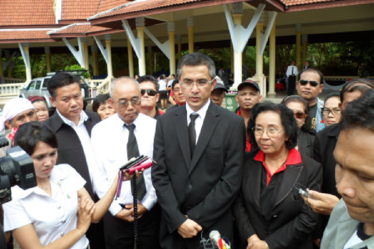 ศาลอาญาถกถอนประกันก่อแก้ว ศาลอาญาถกถอนประกันก่อแก้ว