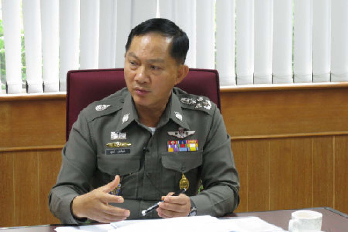 อดุลย์ปลื้มได้เก้าอี้ว่าที่ผบ.ตร. อดุลย์ปลื้มได้เก้าอี้ว่าที่ผบ.ตร.