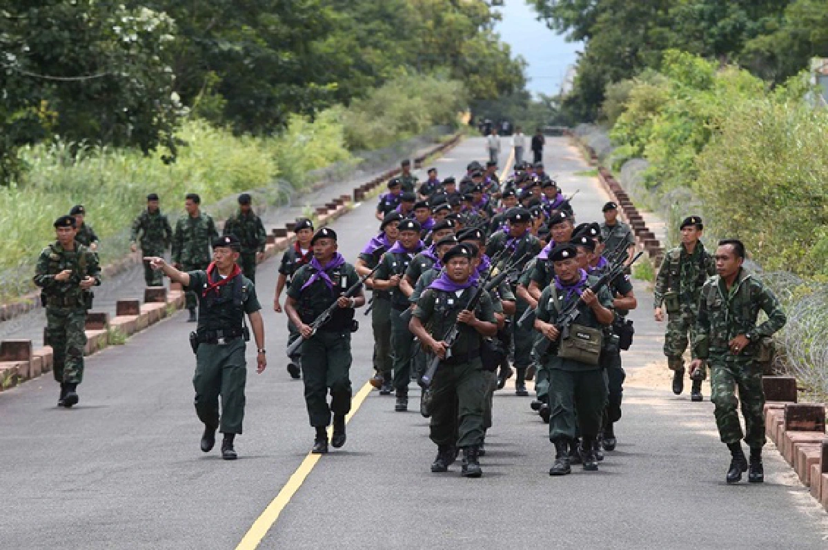 Troops leave Preah Vihear area