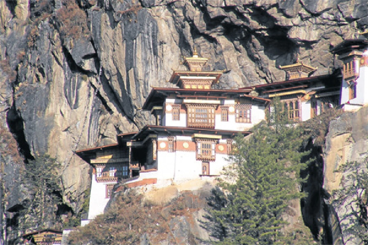 ฝรั่งปุจฉา อาตมาเฉลย 5 พุทธศาสนาไม่เน้นศรัทธา จะเข้าถึงความจริงสูงสุดได้อย่างไร