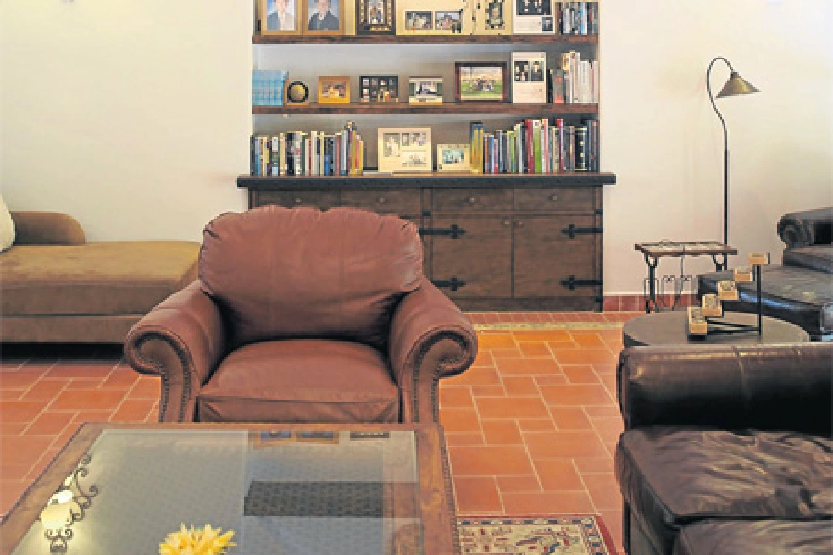 บ้านตากอากาศรับลมธรรมชาติ พิมลตระการตา ศรีวิกรม์