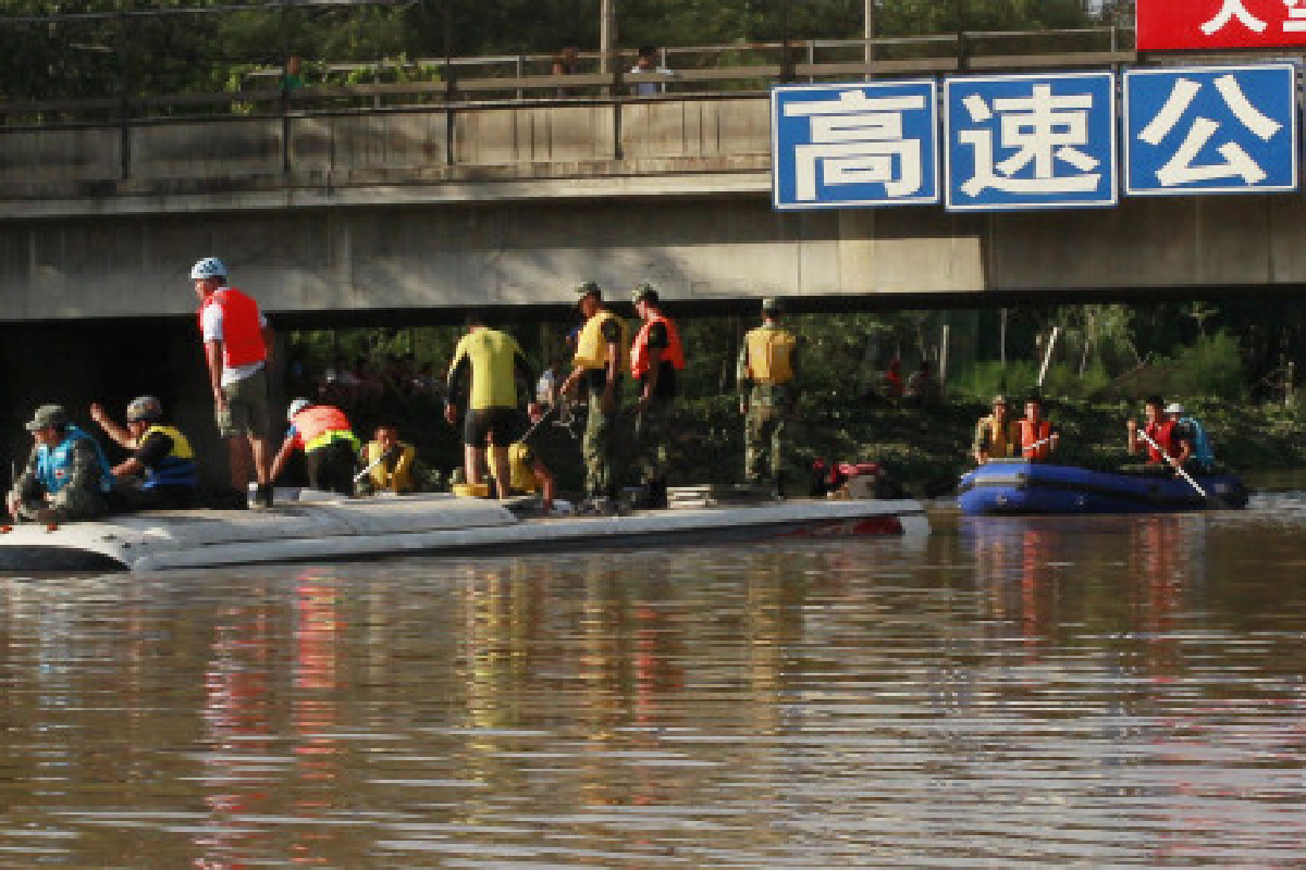 ชาวจีนสวดยับบิดเบือนข่าวน้ำท่วม ชาวจีนสวดยับบิดเบือนข่าวน้ำท่วม