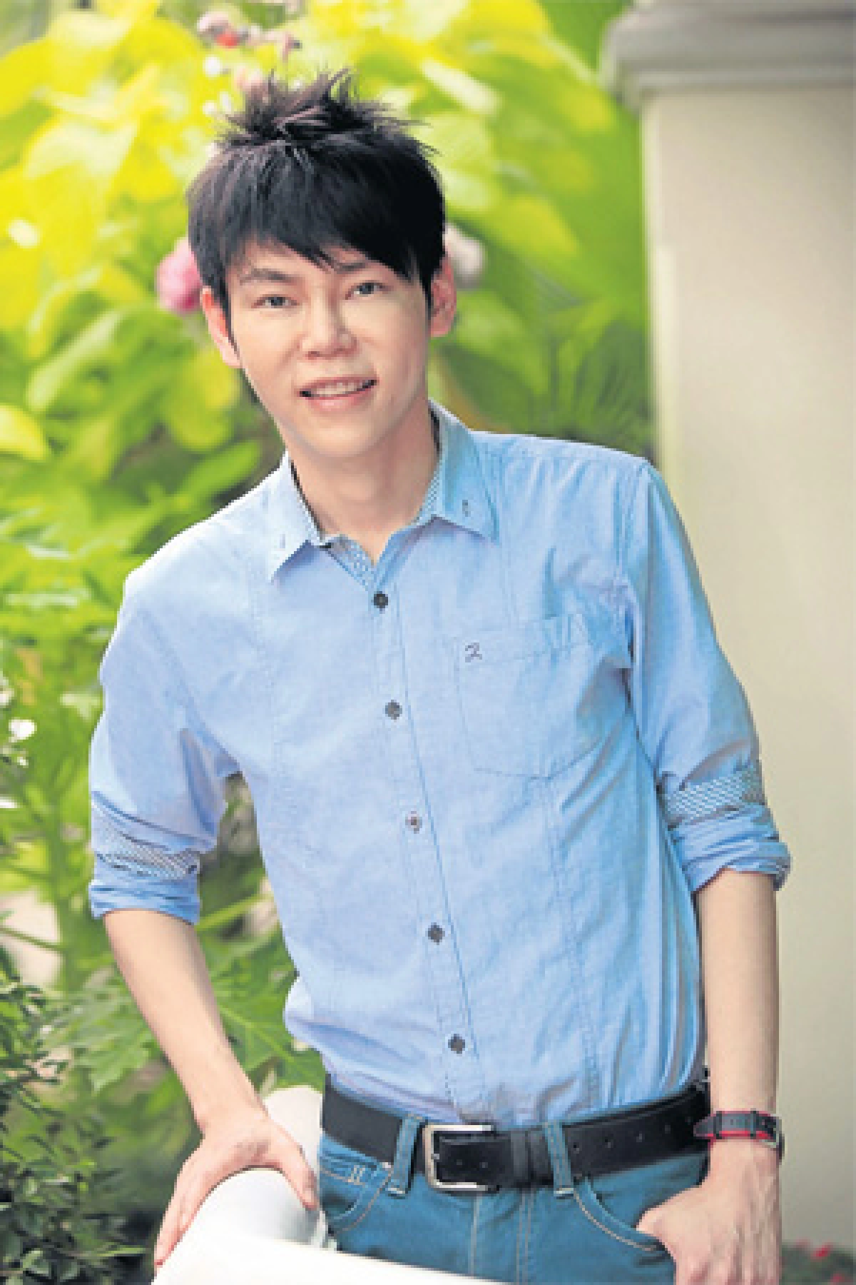 กว่าจะมาเป็นผู้ดูแลความงาม ‘รัสมิ์ภูมิ สุเมธีวิทย์’