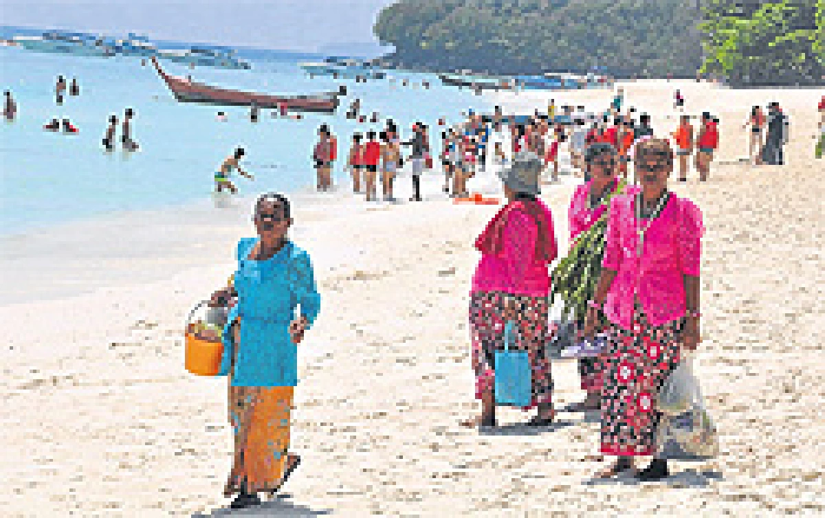 คนเป็นไร้ที่อยู่-คนตายไร้ที่ฝัง ชาวเลแห่งอันดามัน