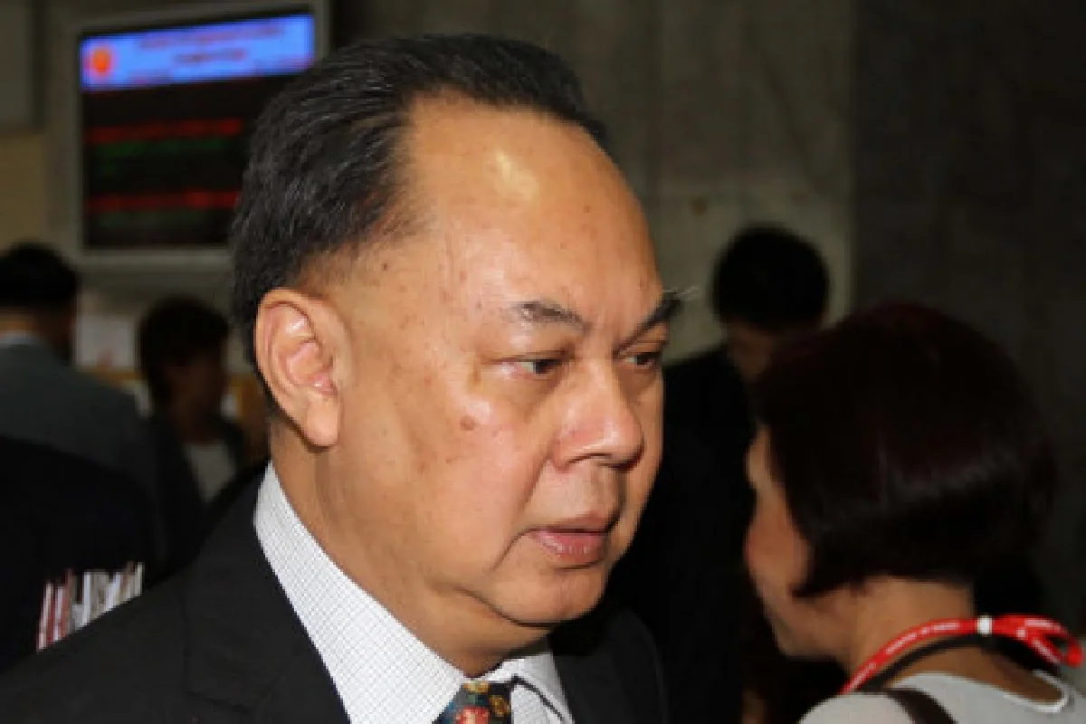 เพื่อไทยบี้กษิตใช้เงินภาษีไล่ล่า ‘แม้ว’