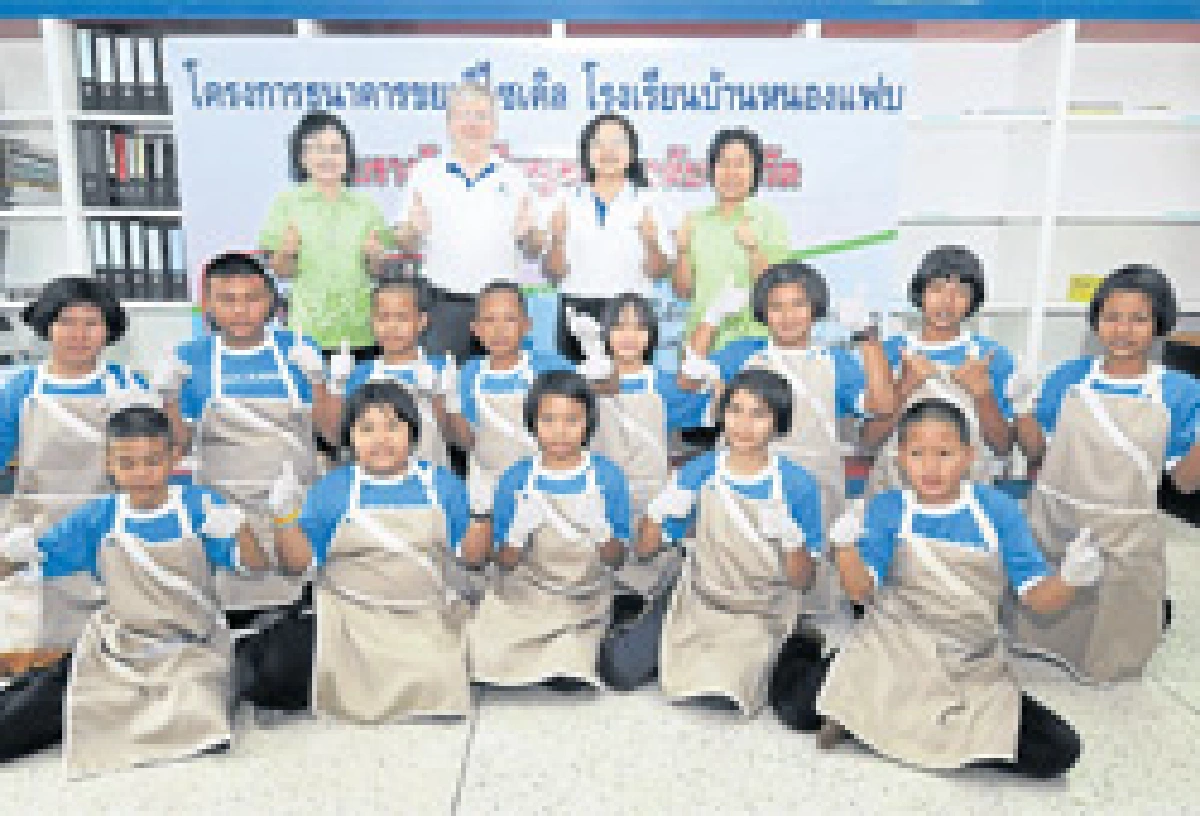 ตามไปดูธนาคารขยะที่บ้านหนองแฟบ