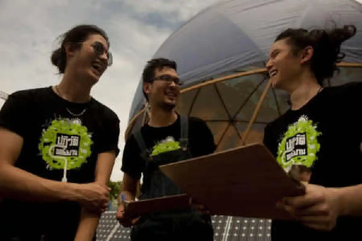 เป้ อารักษ์โซโล่กีตาร์รักษ์โลกกับกรีนพีซ