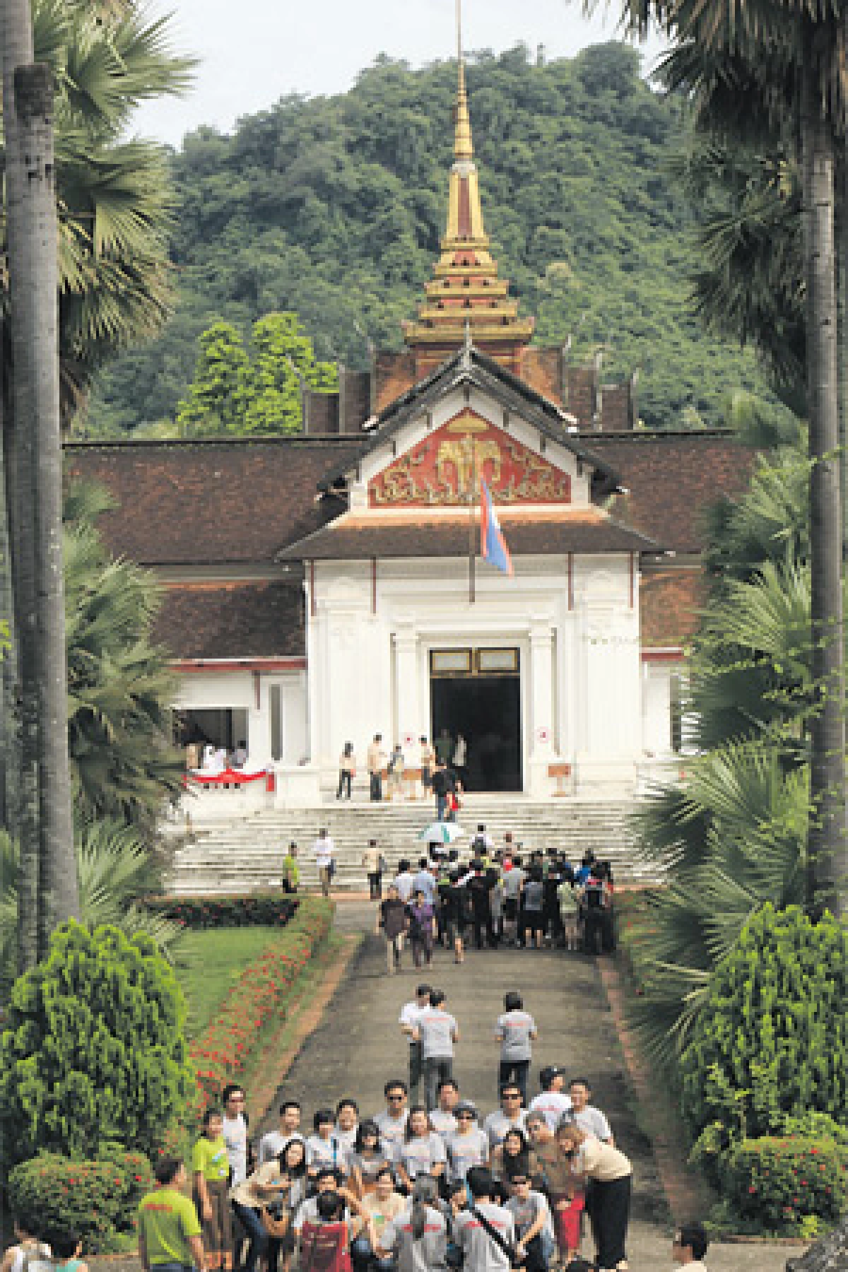 ไม่กี่คืนในลาว