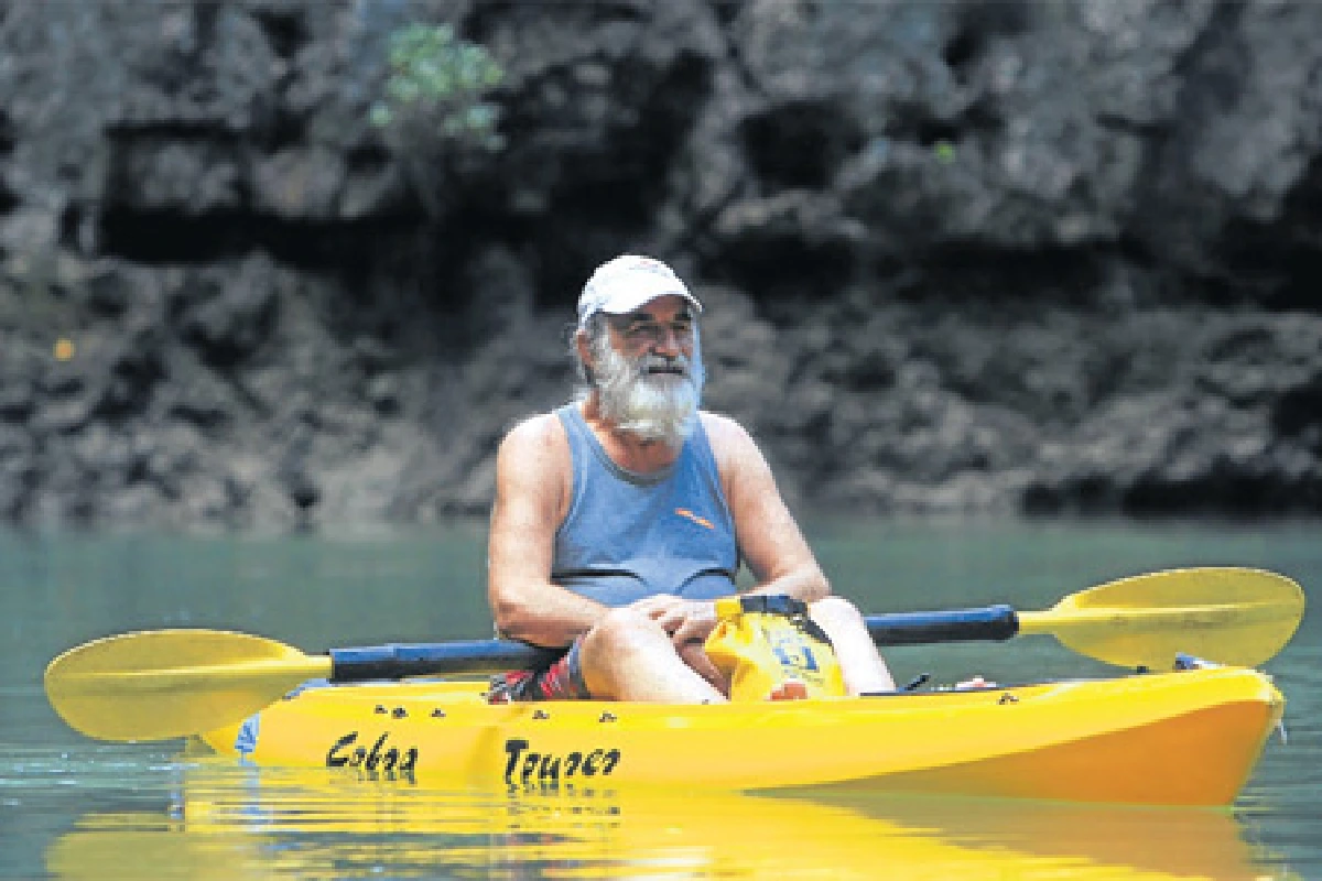 ข้างในมีห้อง ข้างใต้มีถ้ำ
