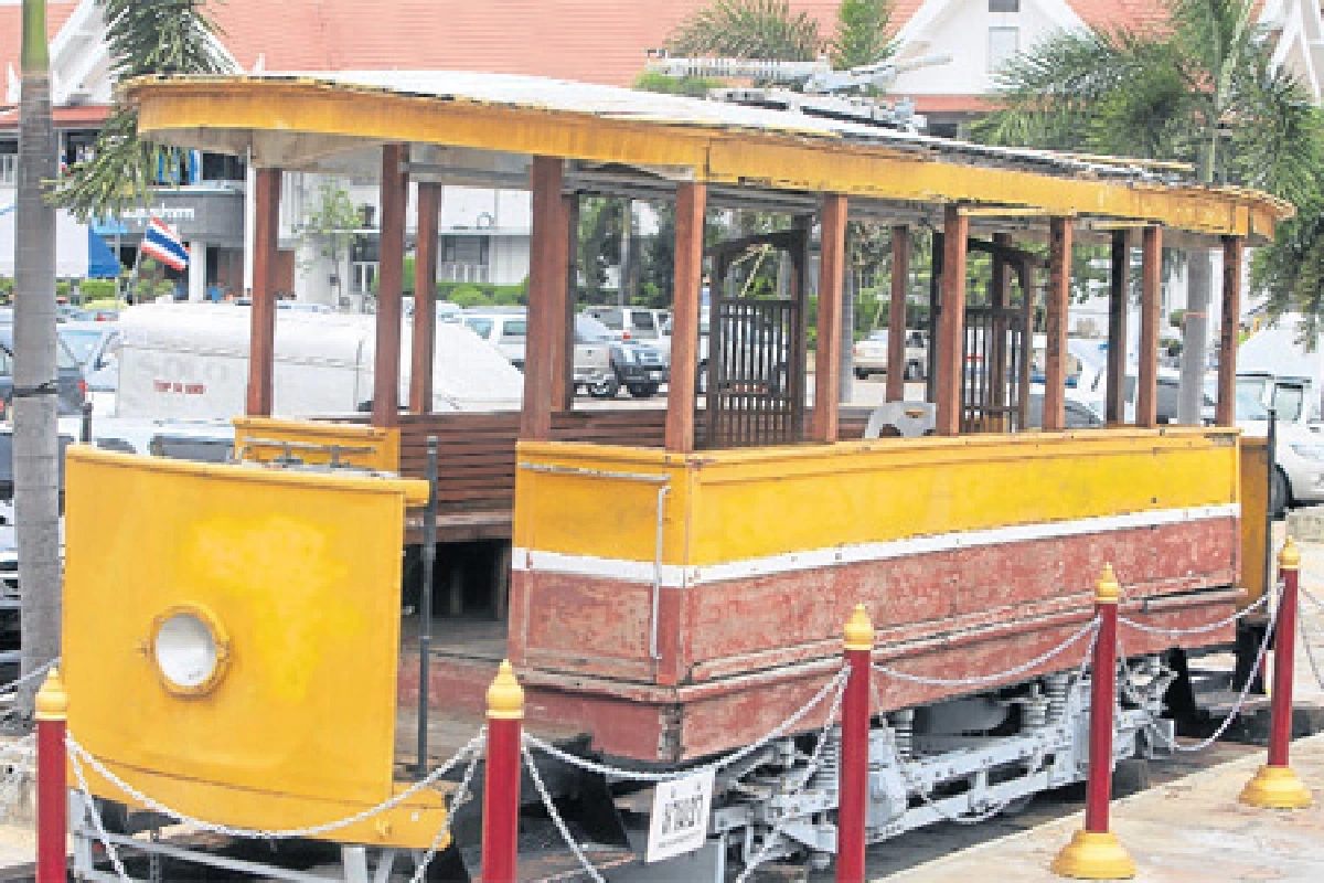 กอมปานีรถไฟ