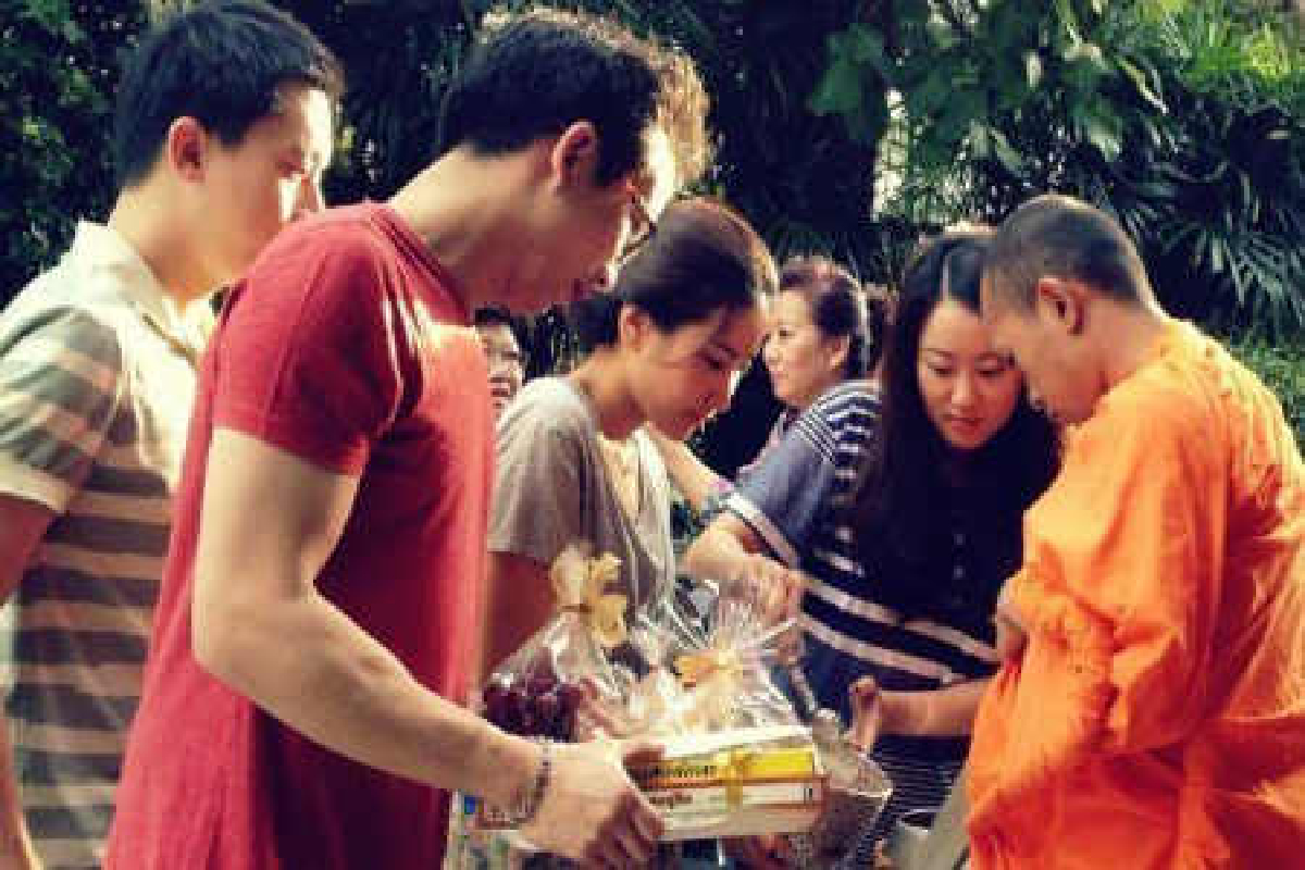 โอ๊คพ้อ6ปีพ่อไม่ได้ร่วมทำบุญวันเกิด โอ๊คพ้อ6ปีพ่อไม่ได้ร่วมทำบุญวันเกิด