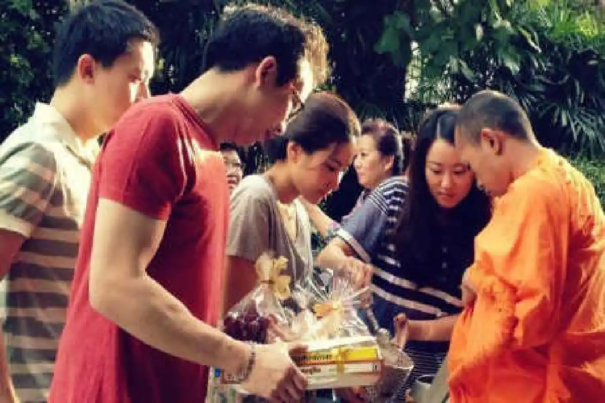 โอ๊คพ้อ6ปีพ่อไม่ได้ร่วมทำบุญวันเกิด