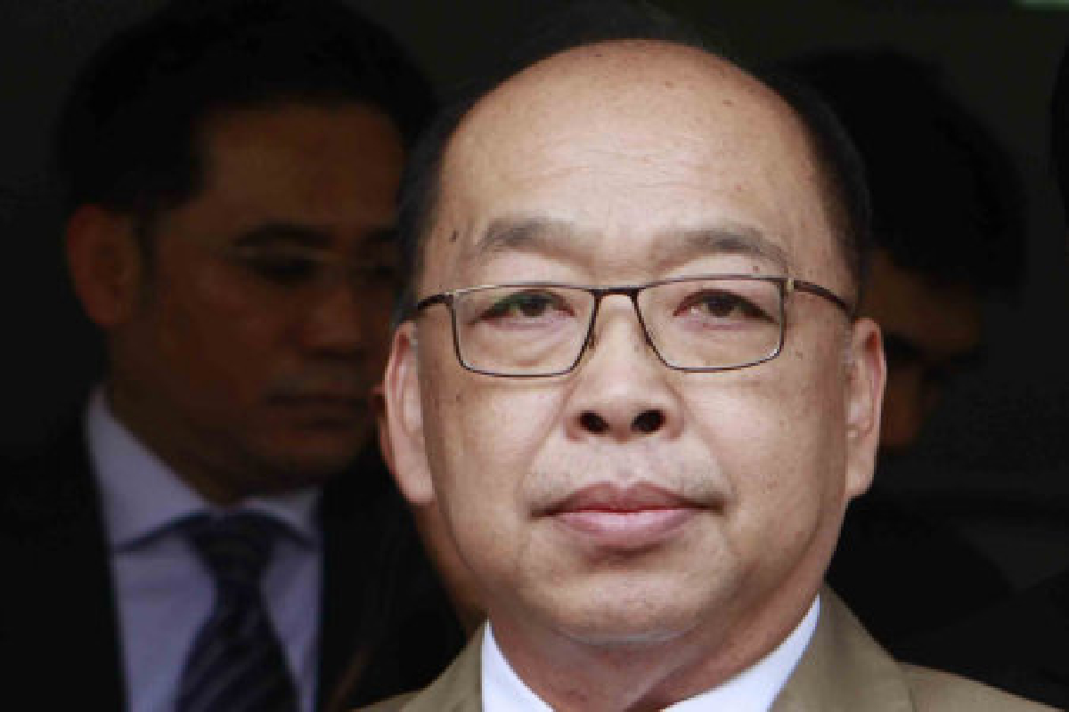 ชวนนท์โวยสุรพงษ์ฉกผลงานอภิสิทธิ์ ชวนนท์โวยสุรพงษ์ฉกผลงานอภิสิทธิ์