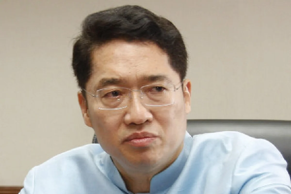 องอาจอัด1ปีนโยบายต่างประเทศเหลว